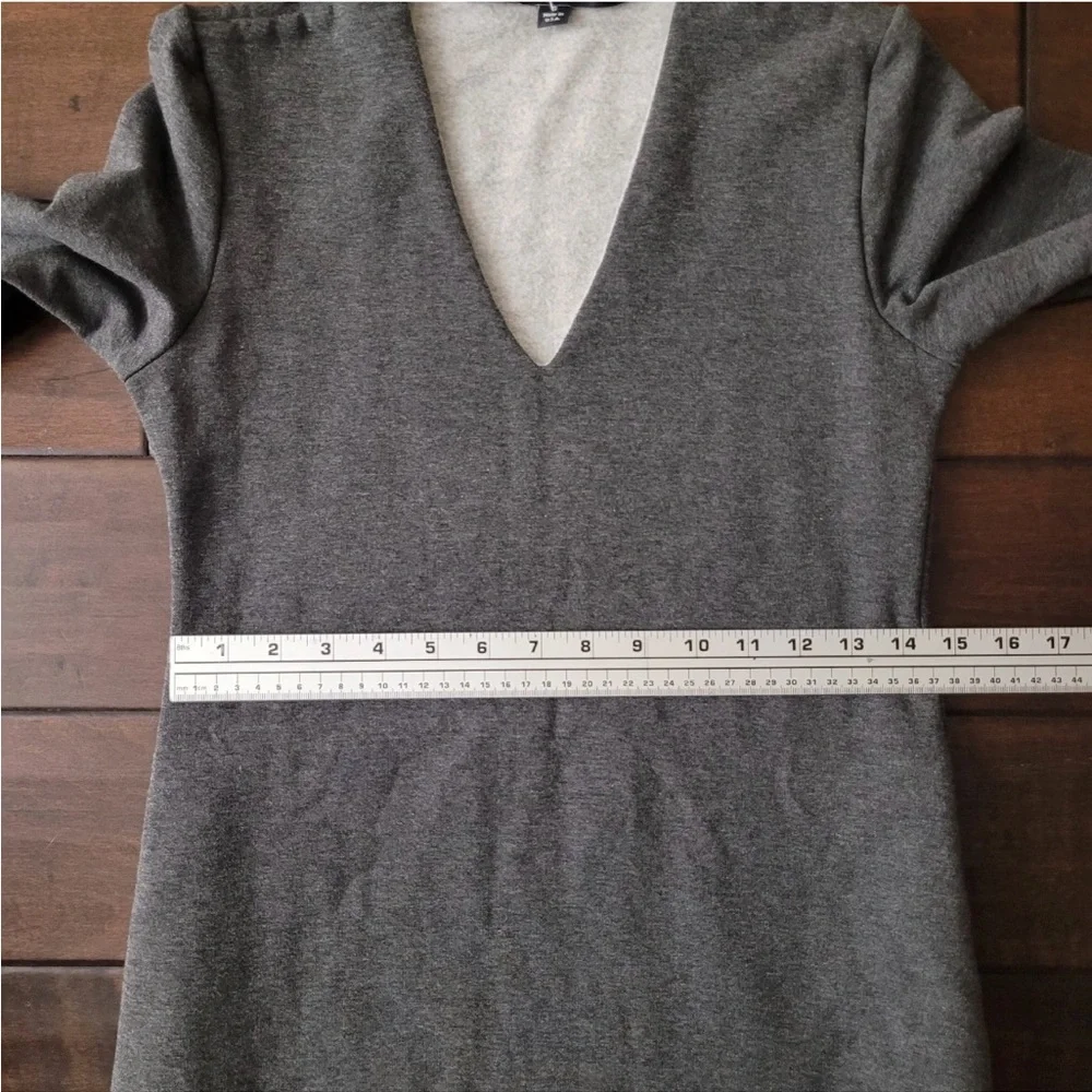 Stowaway Maternity Gray Long Sleeve Wrap Slit Dress Size S - Picture 7 of 8